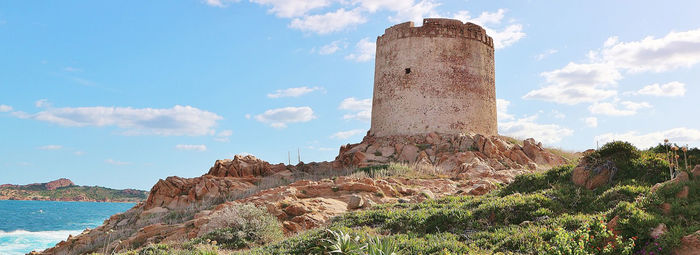 Immerso in un bosco di 9 ettari