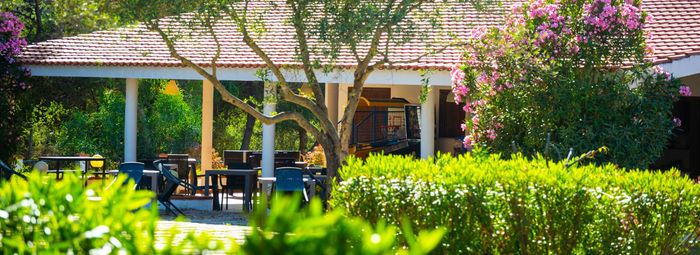 Immerso in un bosco di 9 ettari