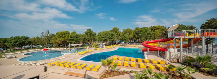 Family acquapark di 1.525 m² con 10 piscine