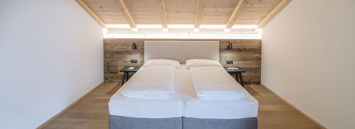 Immerso in un paesaggio alpino autentico