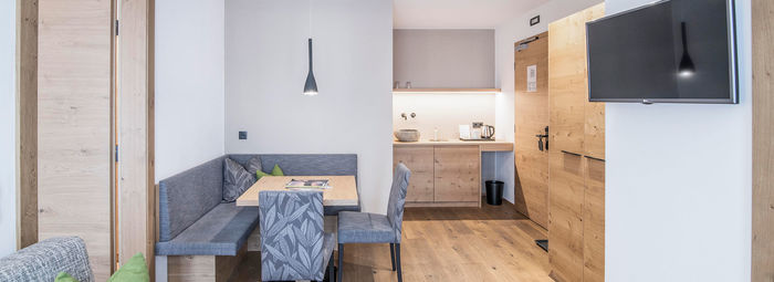 Immerso in un paesaggio alpino autentico