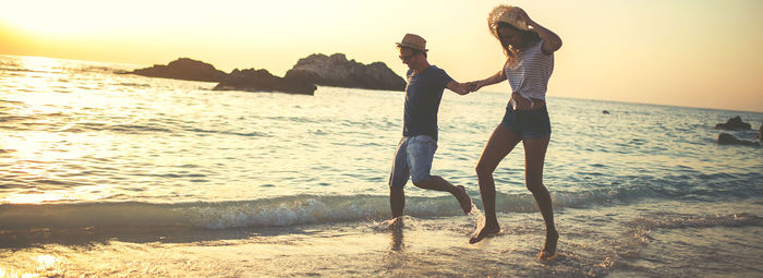 Fronte mare, in una pineta secolare