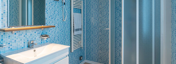 Fronte mare, in una pineta secolare