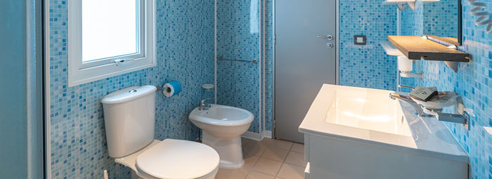 Fronte mare, in una pineta secolare