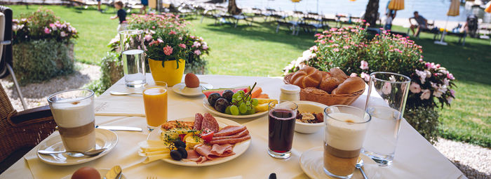 Benessere e confort fronte lago