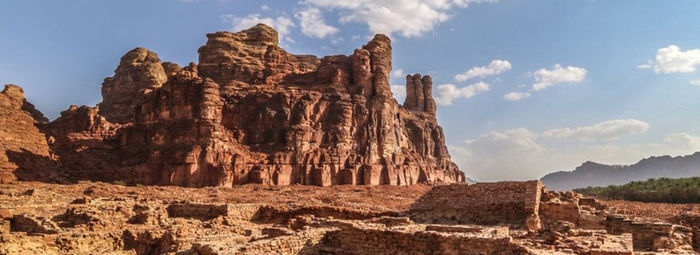 Alla scoperta delle meraviglie antiche e moderne dell'Arabia Saudita