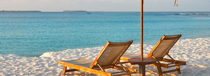 acque turchesi e barriera corallina incontaminata e ricca di colori