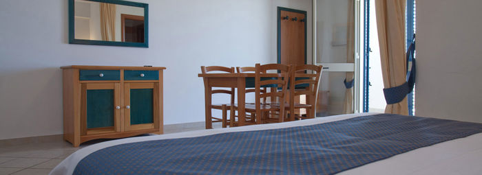 Sul Canale di Sicilia, a 500 metri dalla spiaggia