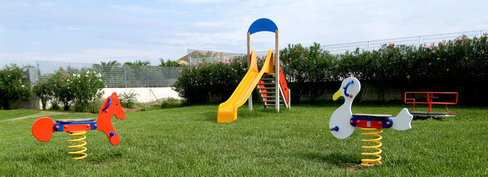 Sul Canale di Sicilia, a 500 metri dalla spiaggia
