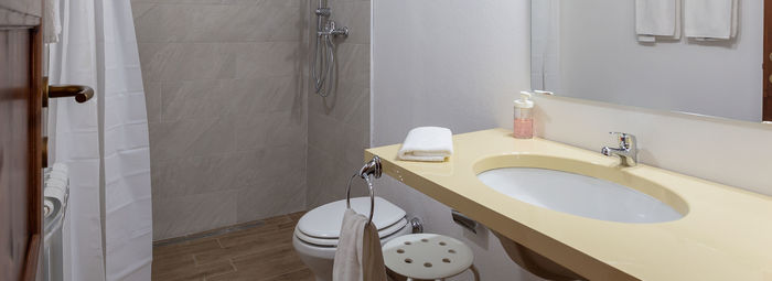 Family hotel, immerso nella natura