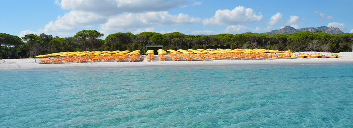Immerso nel verde, sul Golfo di Orosei