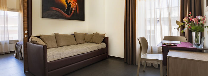 Posizione centrale, vicino al mare