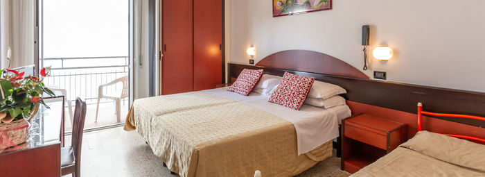 Family Hotel affacciato sul mare