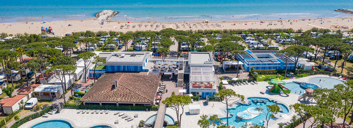 Area wellness di 1.840 mq e parco acquatico di 3.200 mq