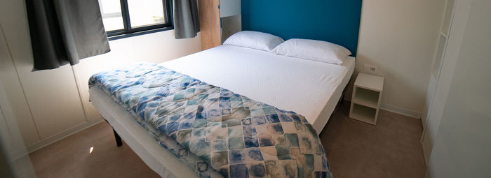 Affacciato sul Lago di Garda, a 1 km da Gardaland