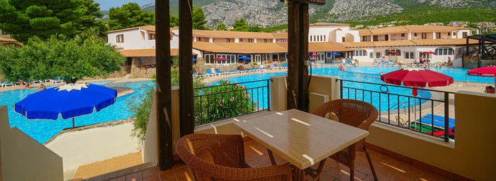 A 800 metri dalla spiaggia, navetta inclusa