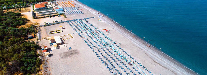 A 300 metri dalla spiaggia