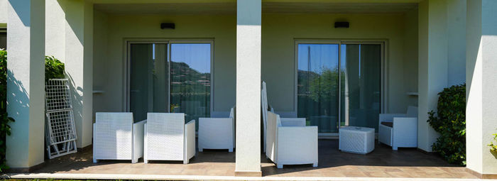 Costa Smeralda low budget