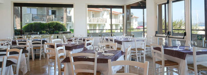 Costa Smeralda low budget