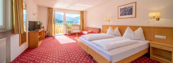 Sci e wellness a 100 metri dal Lago di Valdaora