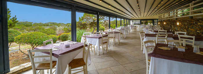 Immerso nella natura vicino alla spiaggia 