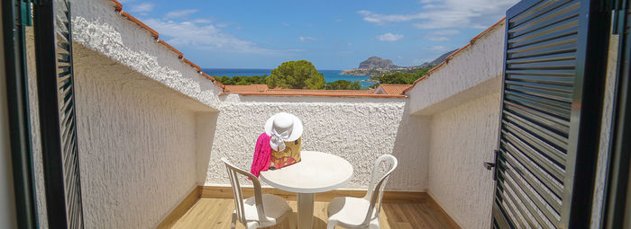 A 400 metri dalla spiaggia