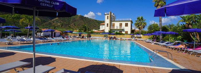 A 400 metri dalla spiaggia