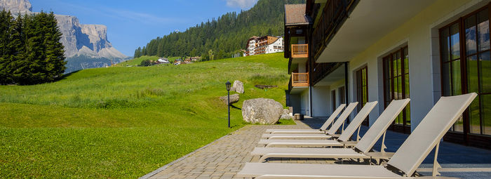 Alle pendici del Sassongher