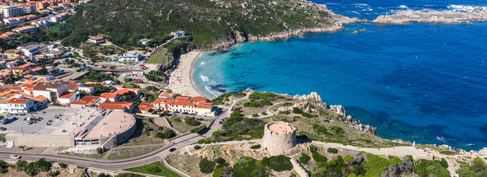A 1 km dalla spiaggia di Rena Bianca