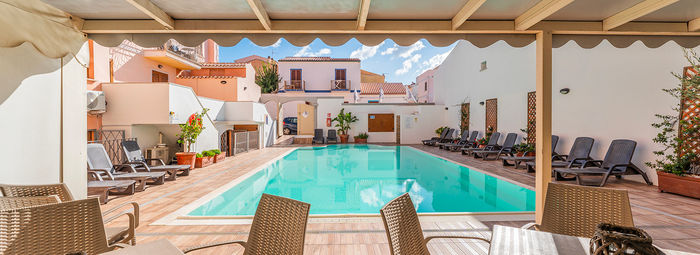 A 1 km dalla spiaggia di Rena Bianca