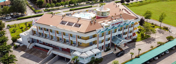 Moderno ed accogliente, in zona tranquilla