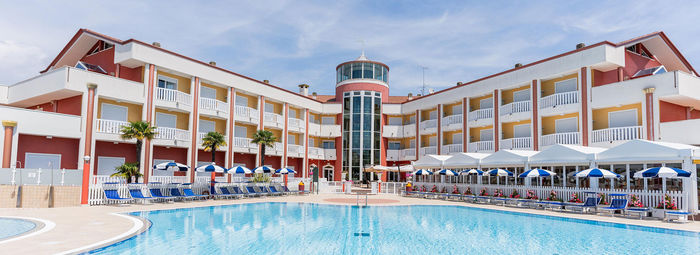 Moderno ed accogliente, in zona tranquilla