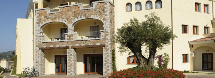 In stile moresco, a 650 metri dalla spiaggia