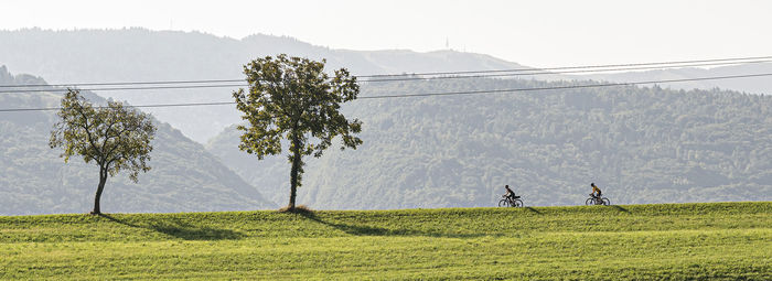 La bellezza della Valle d'Aosta in e-bike