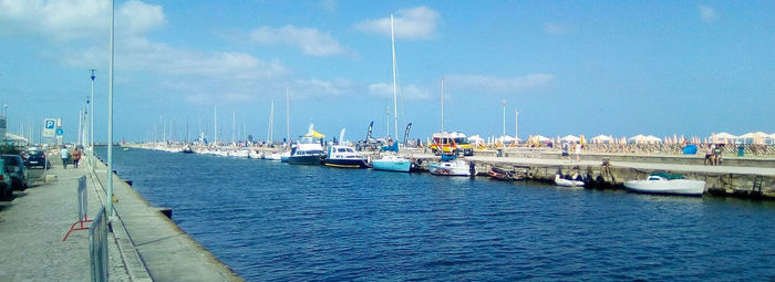 In e-bike lungo la costa tra Toscana e Liguria