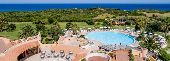 A 400 metri dalla spiaggia