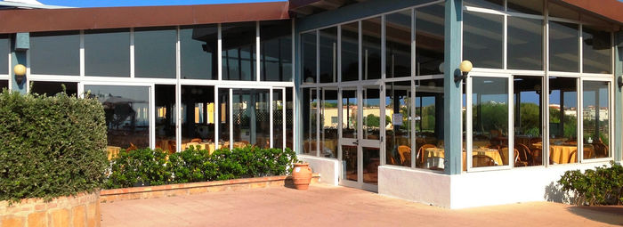 Mare cristallino e panorama incantevole