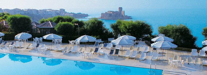 Mare cristallino e panorama incantevole