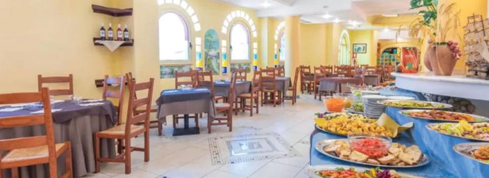 Affacciato sulla Costa degli Dei