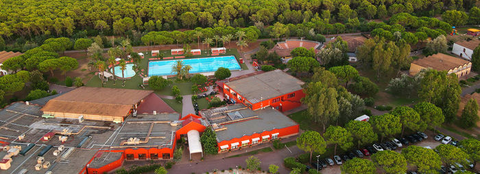 A 700 metri dalla spiaggia