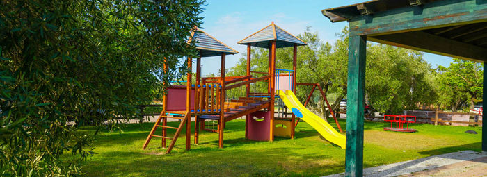 A 300 metri dalla spiaggia