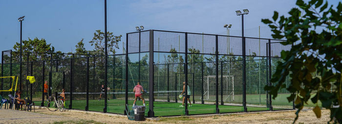 A 300 metri dalla spiaggia