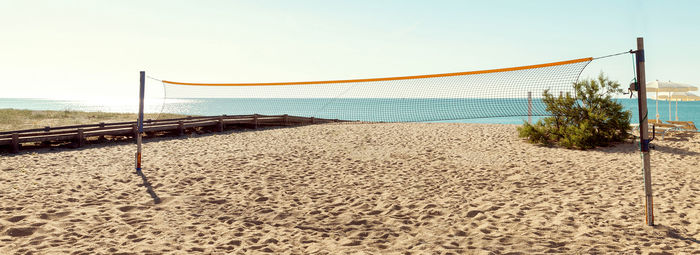 Ampio parco piscine e spiaggia a 150 metri