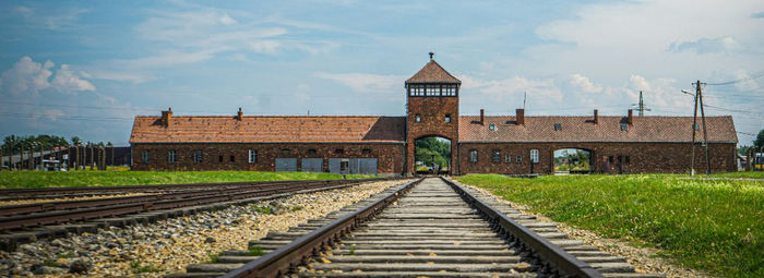 Un viaggio autentico tra storia e memoria