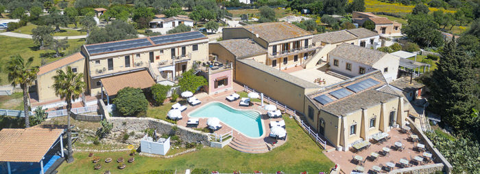 Antica masseria siciliana nell'oasi di Vendicari