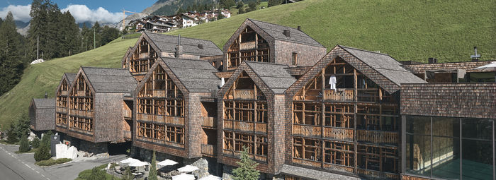 Design alpino contemporaneo e lussuoso