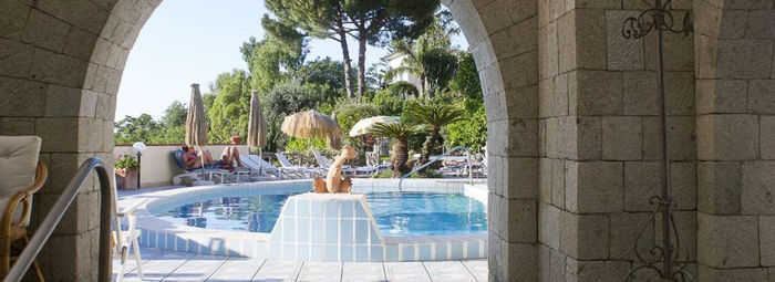 Parco termale con 7 piscine