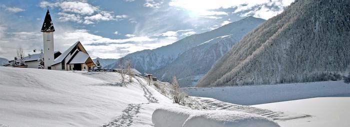 Sulle sponde del lago