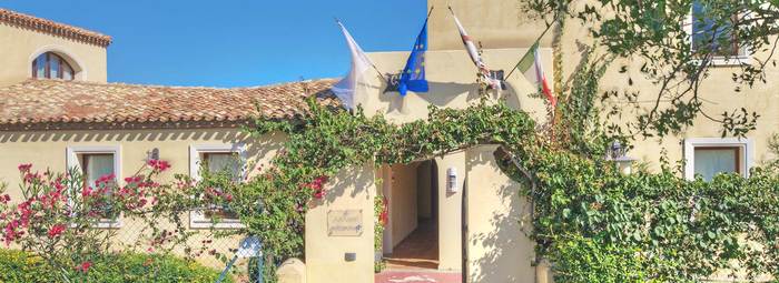 Resort per famiglie con ampia spiaggia