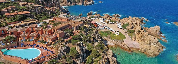 Hotel di charme, panorama unico, a 700 metri dalla spiaggia di Li Cossi